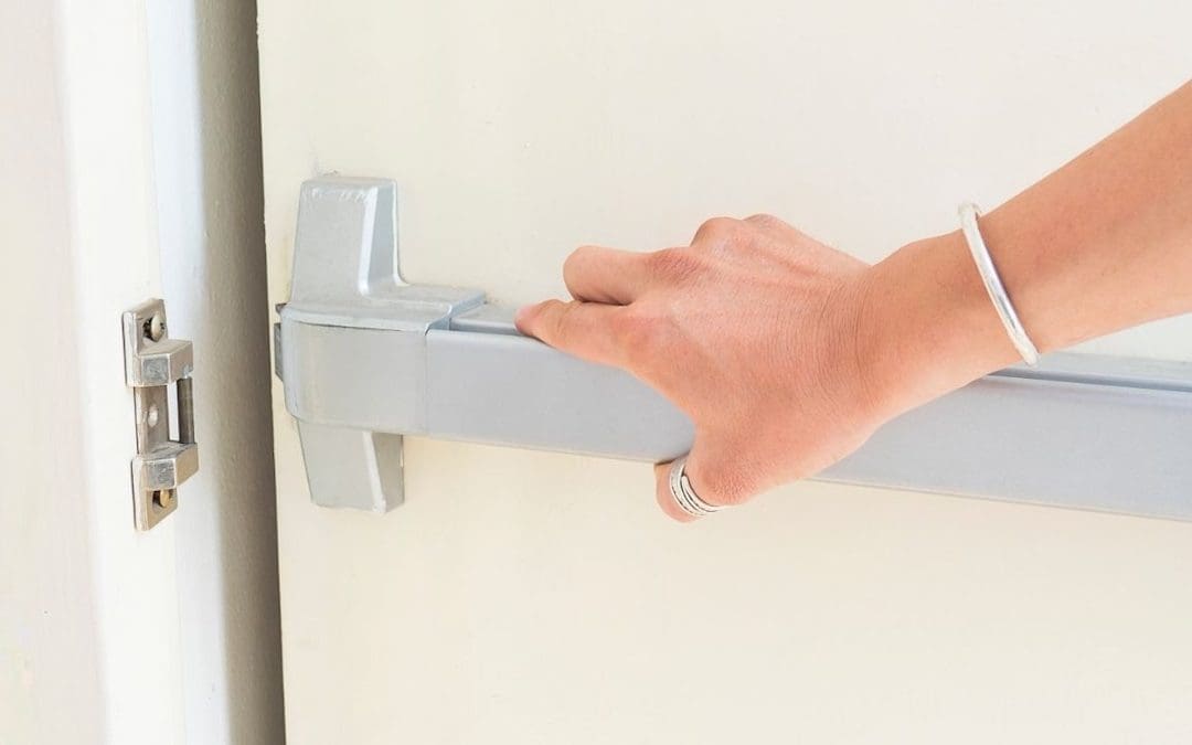 Door Hinges: What to Consider Before Making a Purchase